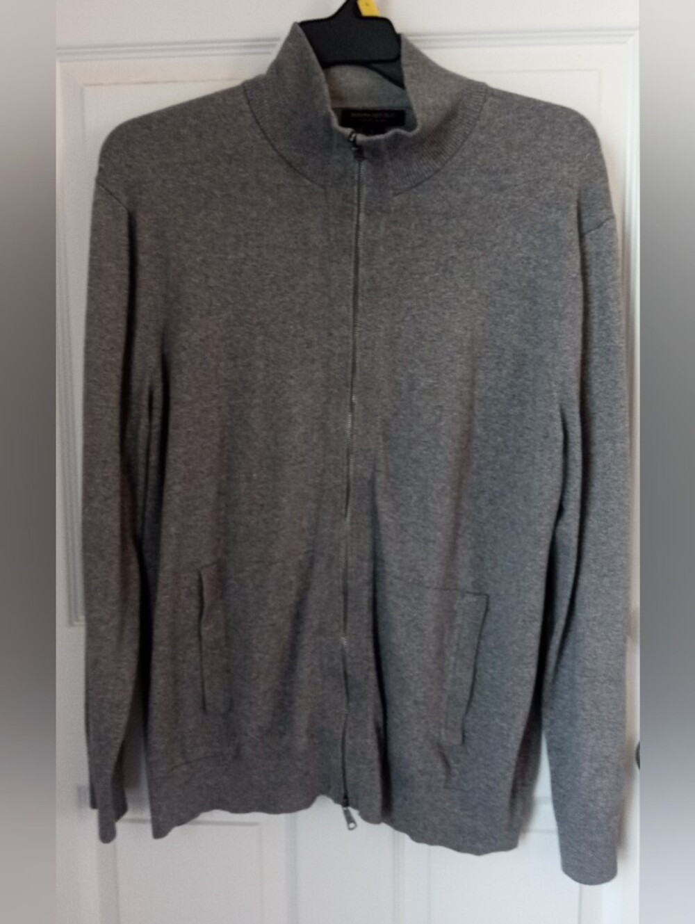 Banana Republic Men's Heather Gray Full-Zip Sweater